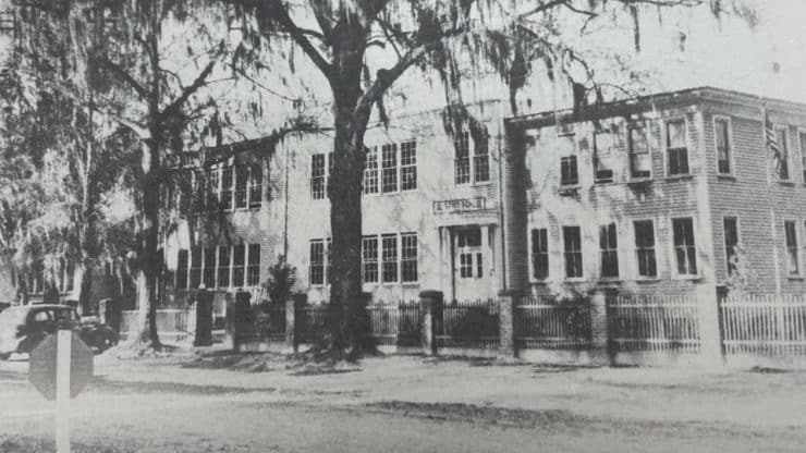 alston about graphic